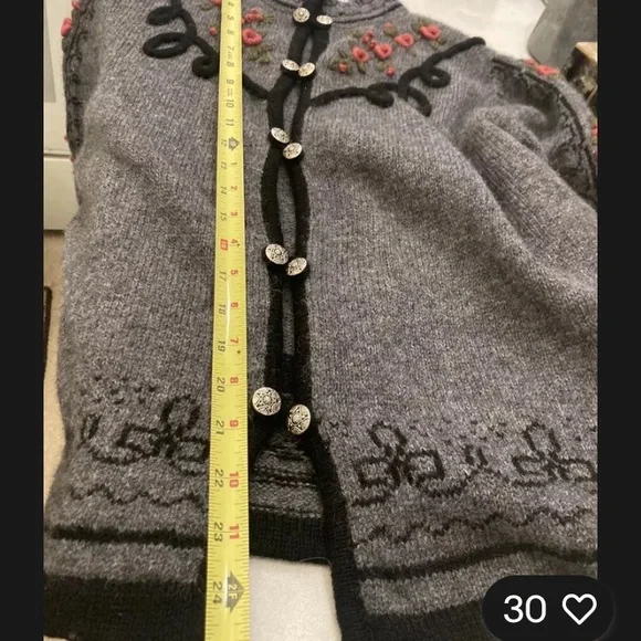 Vtg Floral Dirdl Austrian Wool Sweater embroidered cardigan medium - Picture 3 of 6